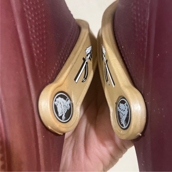 Crocs Florida State Seminoles NCAA Football Team Maroon Logo Unisex Size 12-13 - Picture 5 of 12